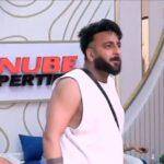 Bigg Boss 19: Abhishek Bajaj Loses Cool on Shehbaz Badesha Over Ashnoor Kaur Comments