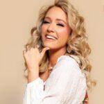 Emily Ann Roberts Headlines Dollywood Harvest Festival 2025